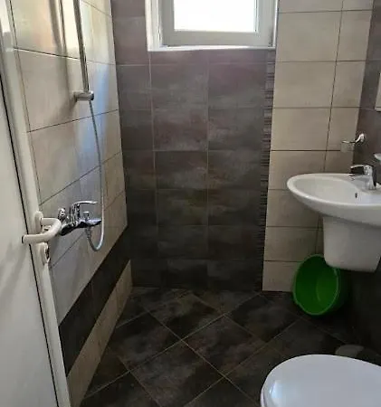 библиотеката פומורי