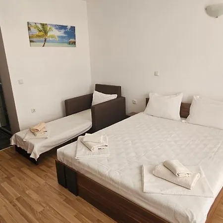 библиотеката בית הארחה פומורי